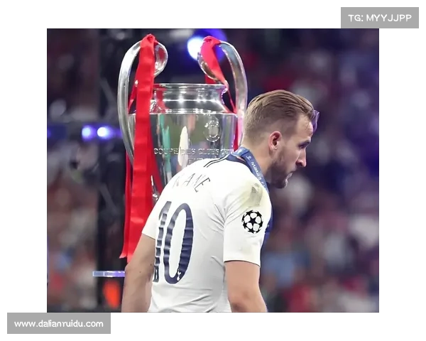 哈里凯恩职业生涯回顾与足球成就分析：从英格兰天才到世界级前锋的蜕变